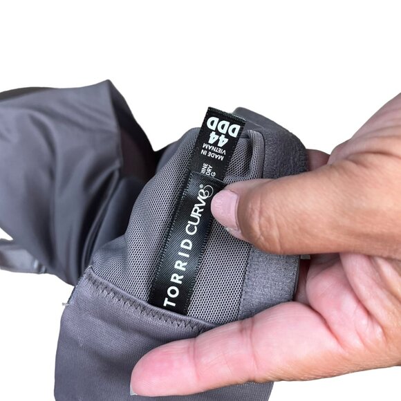 Torrid Curve Gray Underwire Push-Up Bra Size 44DDD - Picture 2 of 3